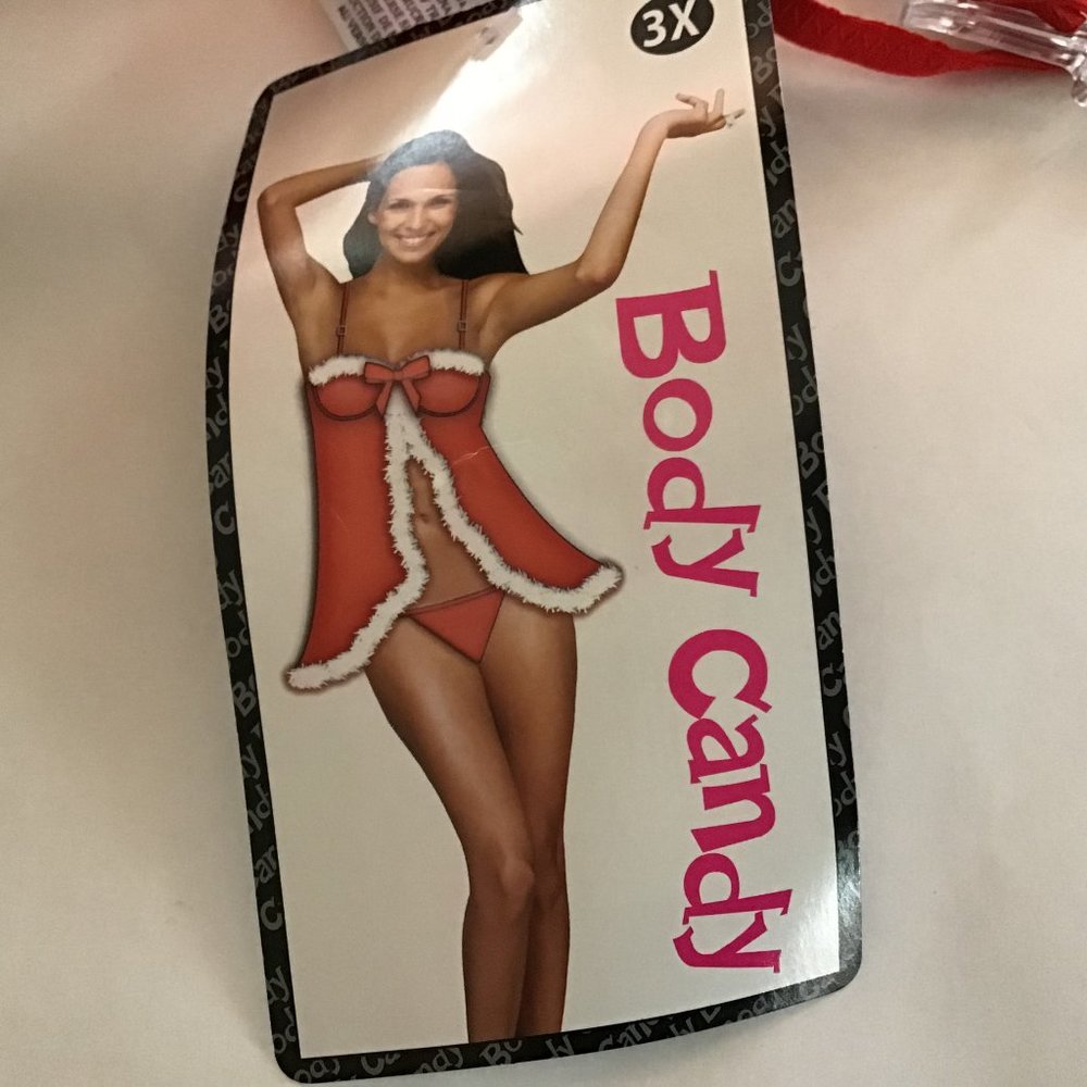 Body Candy NWT Christmas red with white fur lingerie size 3X